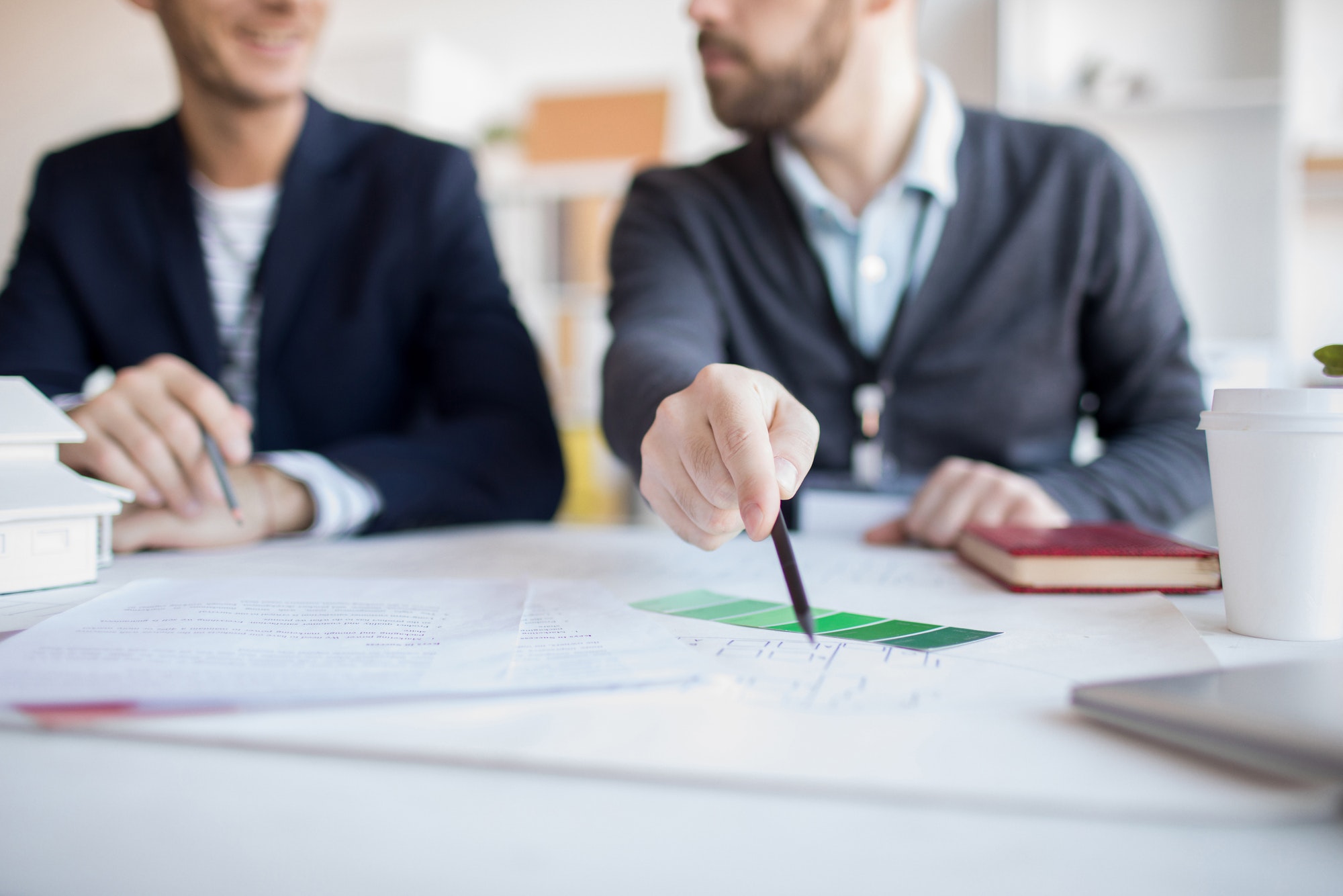Mandat de vente immobilière en Suisse, lequel choisir ?