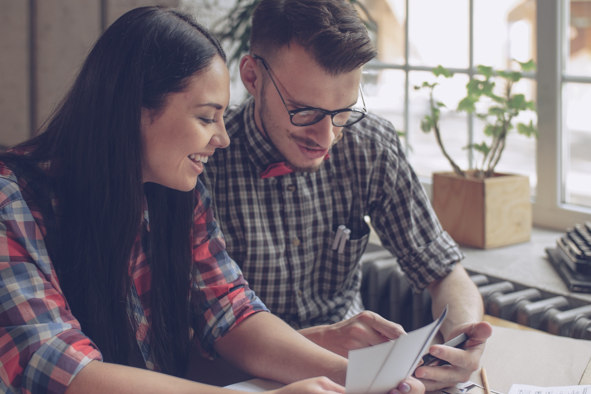 Relations amoureuses au travail, comment gérer ?