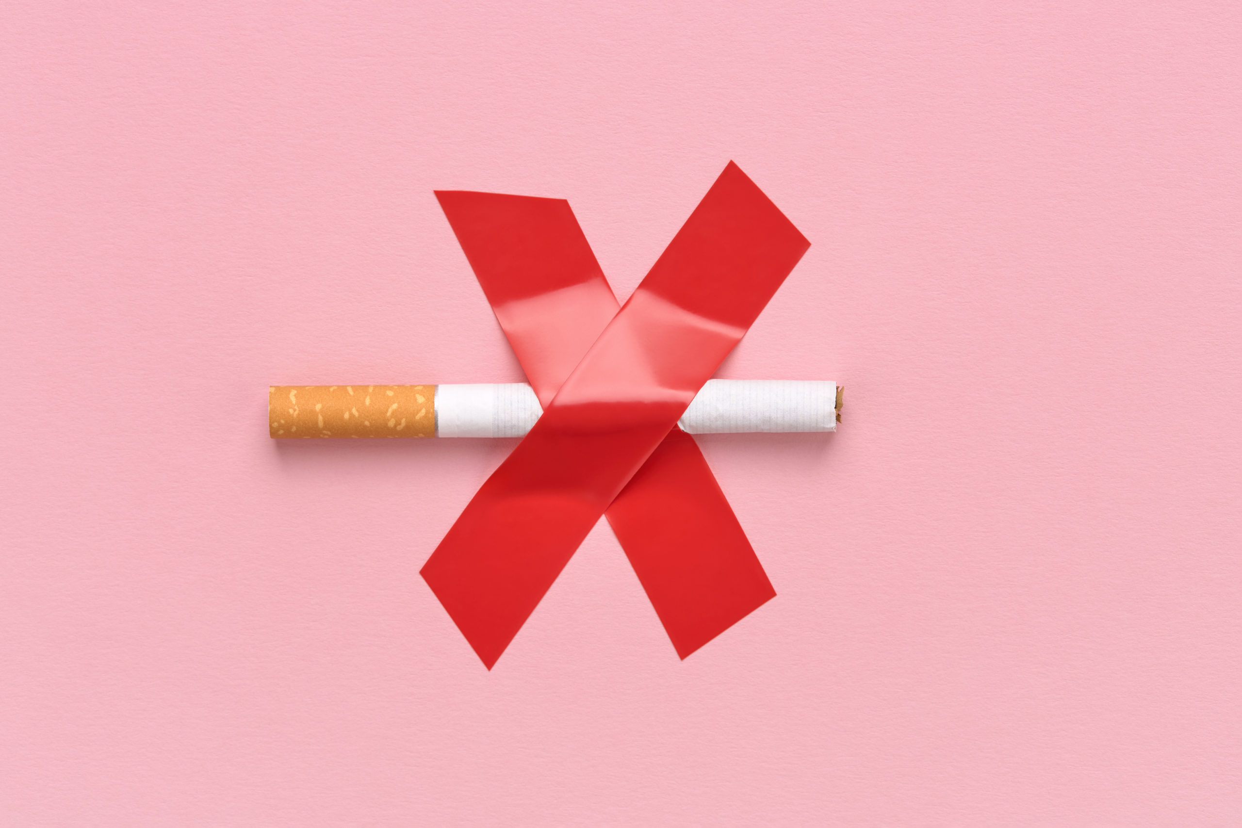 La Suisse lutte contre la publicité pour le tabac : un élan pour préserver la jeunesse.