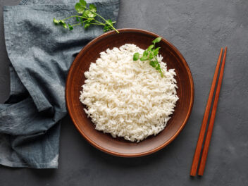 Pourquoi devez-vous prendre en compte le vinaigre lors de la cuisson du riz ?