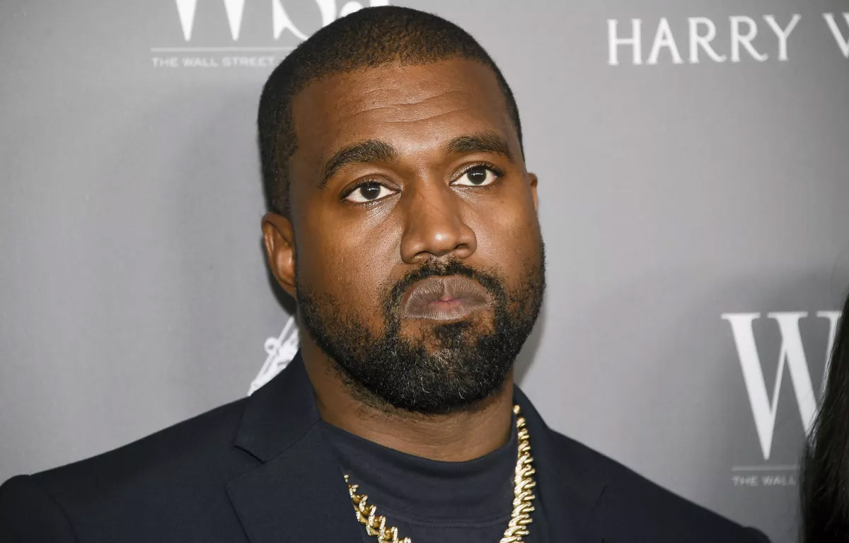 Kanye West a perdu un tiers de sa fortune et n’est plus milliardaire.